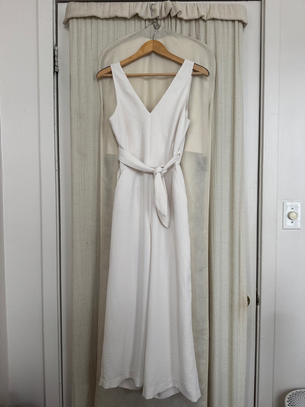 Aritzia Wilfred Ivory Wrap Wide Leg Jumpsuit Size 8